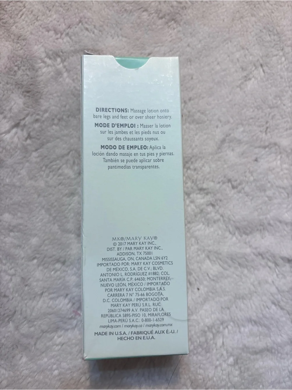 NEW Mary Kay Footsie Roll Foot Care Gift Set Lotion + Comfy Socks Mint Bliss